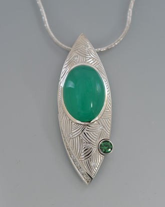 12ct Chrysoprase green garnet diamonds hand engraved 14k white gold pendant