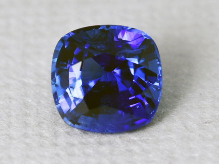 Cushion cut 2.57ct Ceylon Blue Sapphire 2.57ct from Sri Lanka